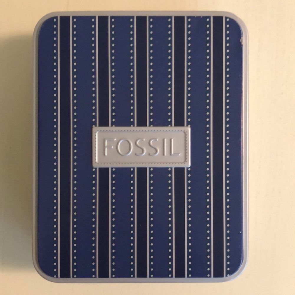 Fossil Tin Box